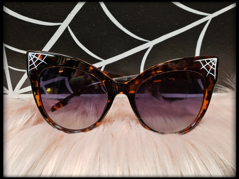 Widow Shades